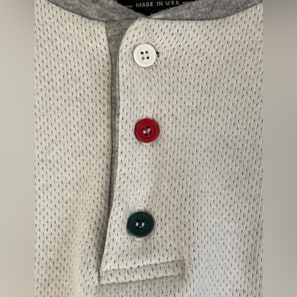 Vintage Michael’s Shirt - Nassau Bahamas & 3 Buttons - Size Large - Picture 5 of 15